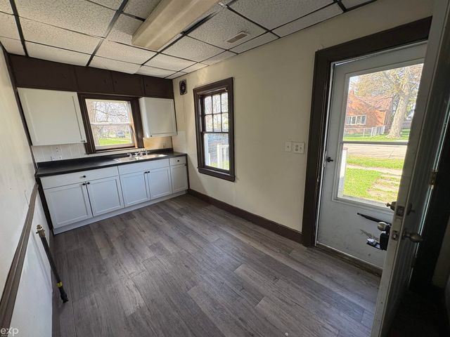 2521 Bay Street, Saginaw, MI 48602
