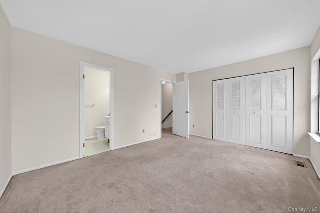 25 Moore Lane, Washingtonville, NY 10992