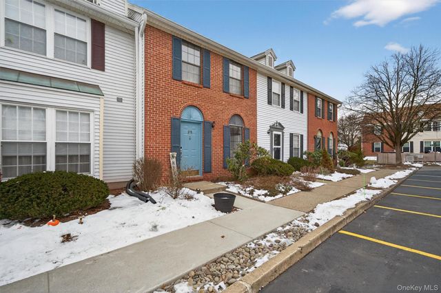 25 Moore Lane, Washingtonville, NY 10992