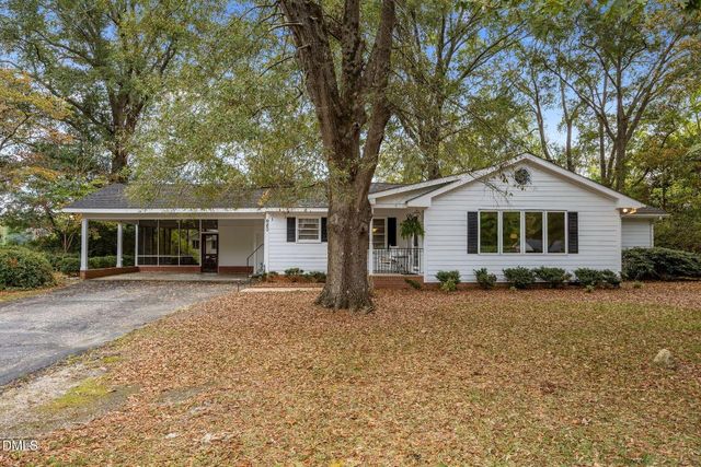 820 Main Street, Lillington, NC 27546