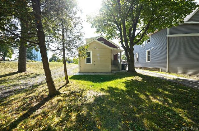 17 Saint Marys Street, Lancaster, NY 14086