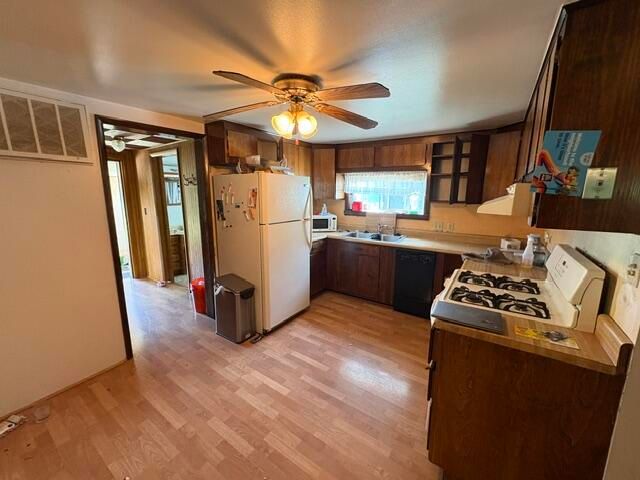 3157 Ludwig Street, Burton, MI 48529