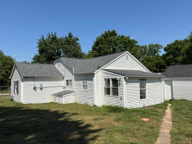 3157 Ludwig Street, Burton, MI 48529