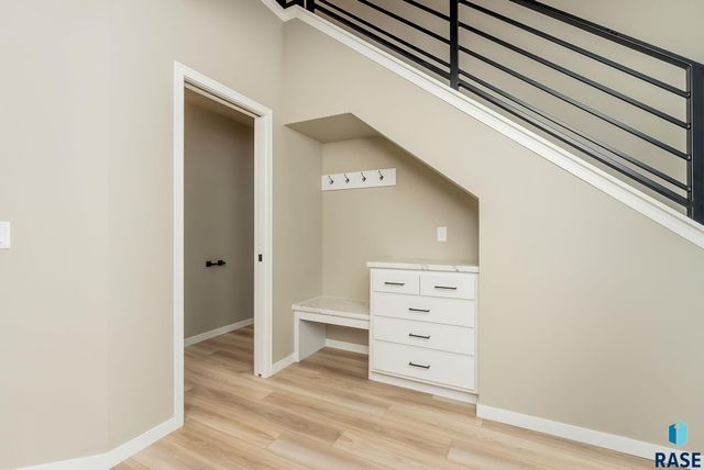 1740 N Hyssop Dr Drive, Sioux Falls, SD 57110