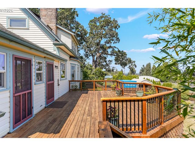 1005 RESERVE St, Silverton, OR 97381