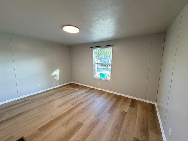 114 Bluebill Bay N, Baytown, TX 77523