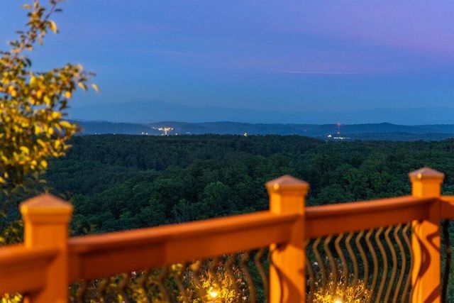5625 Harrison Pike, Mcdonald, TN 37353