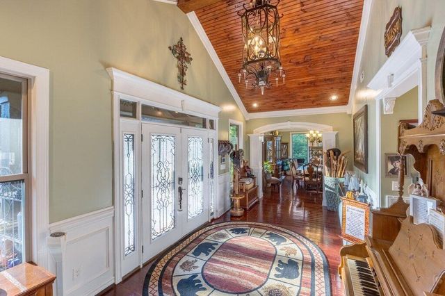 5625 Harrison Pike, Mcdonald, TN 37353