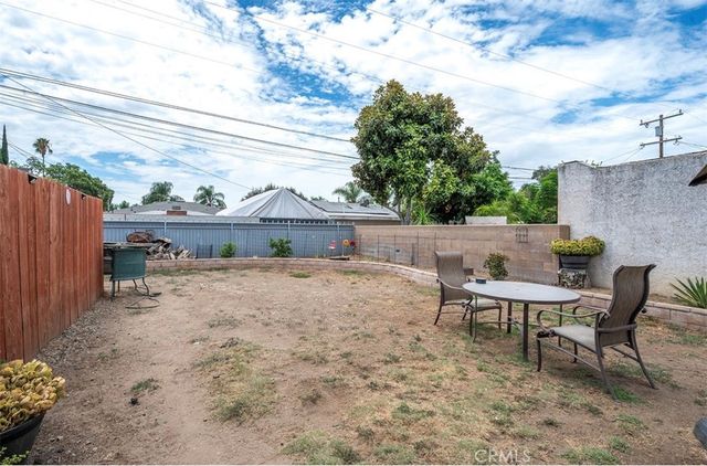 769 W 20th Street, San Bernardino, CA 92405