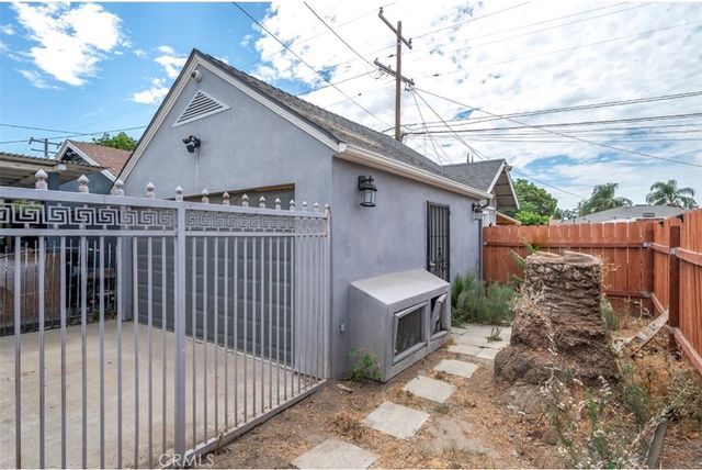 769 W 20th Street, San Bernardino, CA 92405