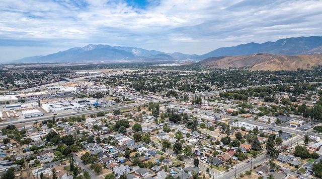 769 W 20th Street, San Bernardino, CA 92405