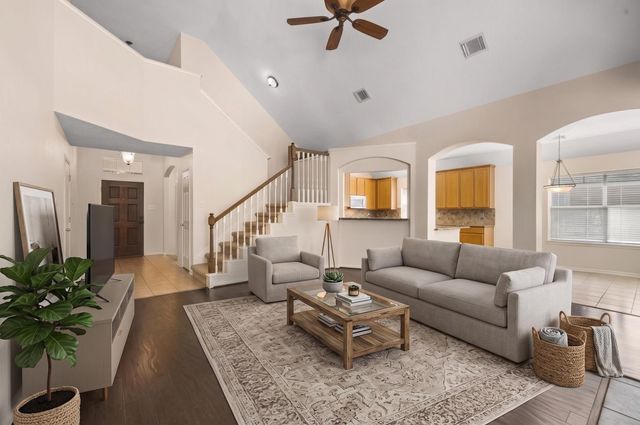 78 E Hobbit Glen Drive, Conroe, TX 77384