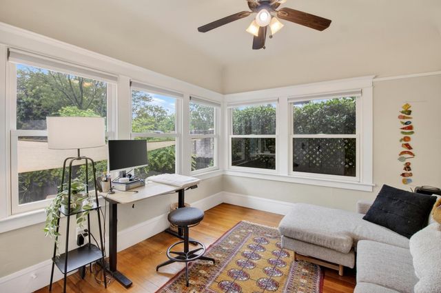 2107 24 St, Sacramento, CA 95818