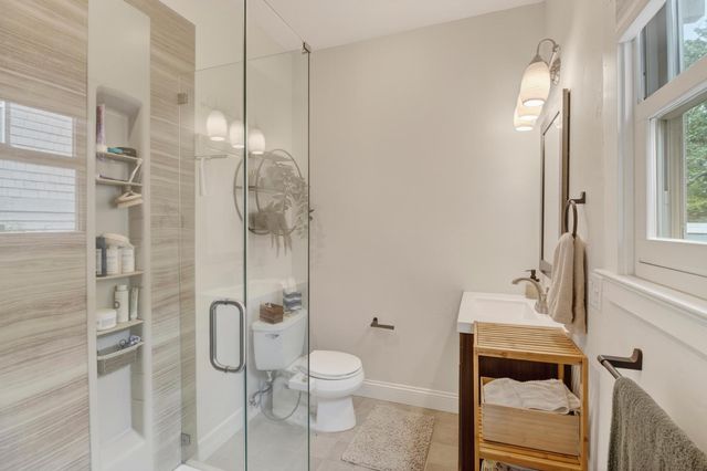 2107 24 St, Sacramento, CA 95818