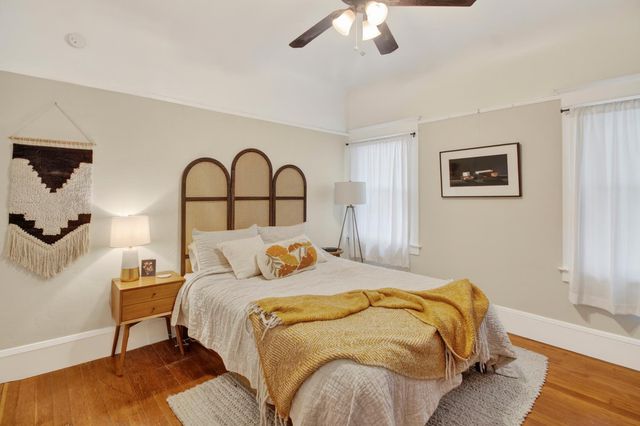 2107 24 St, Sacramento, CA 95818