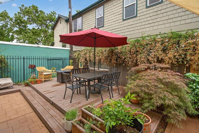 2107 24 St, Sacramento, CA 95818