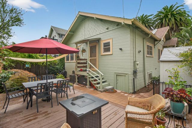 2107 24 St, Sacramento, CA 95818