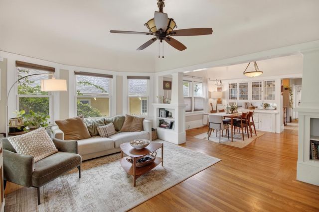 2107 24 St, Sacramento, CA 95818