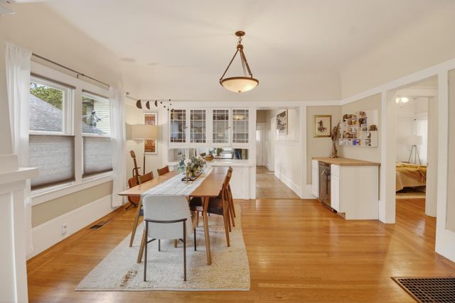 2107 24 St, Sacramento, CA 95818