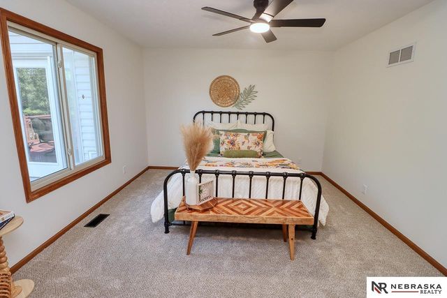 2836 NW 7th Street, Lincoln, NE 68521