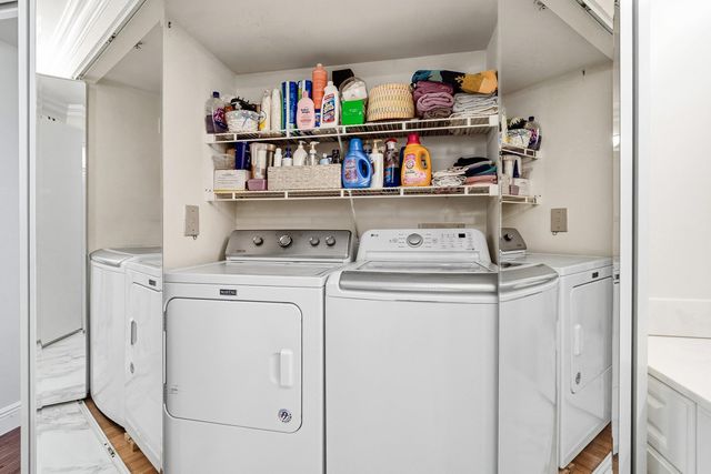 117 Yacht Club Way 206, Hypoluxo, FL 33462