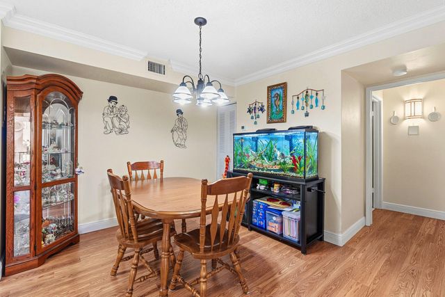 117 Yacht Club Way 206, Hypoluxo, FL 33462