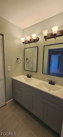 510 SE 27th TER, Cape Coral, FL 33904