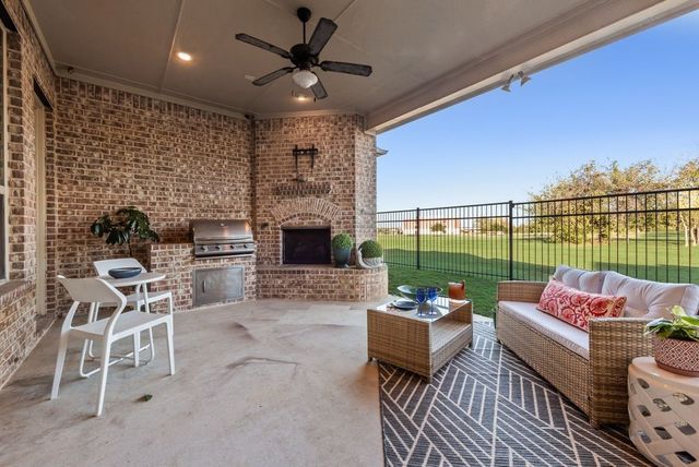 6915 Clayton Nicholas Court, Arlington, TX 76001