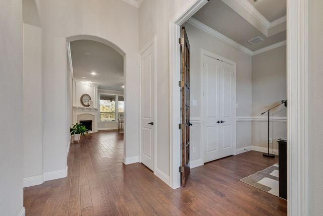 6915 Clayton Nicholas Court, Arlington, TX 76001