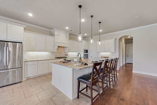 6915 Clayton Nicholas Court, Arlington, TX 76001