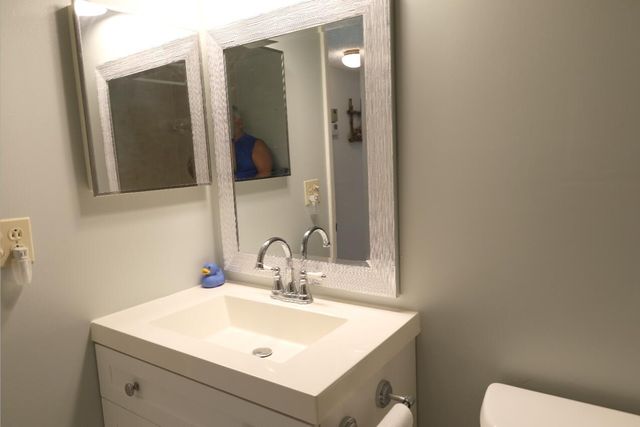 801 Sky Pine Way F2, Greenacres, FL 33415