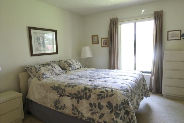 801 Sky Pine Way F2, Greenacres, FL 33415