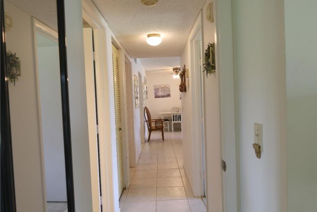 801 Sky Pine Way F2, Greenacres, FL 33415