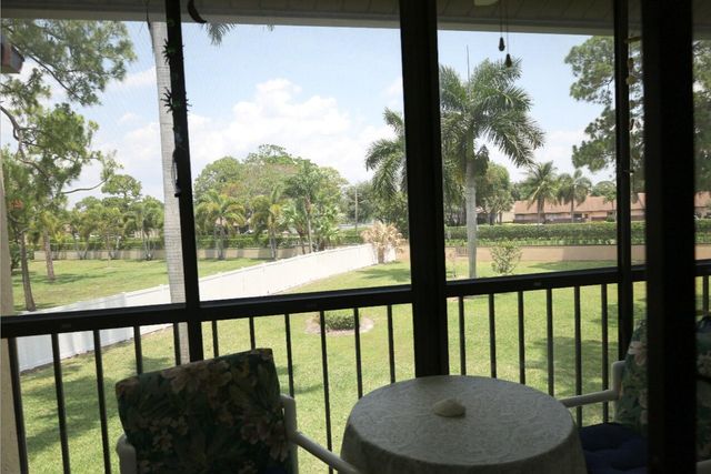 801 Sky Pine Way F2, Greenacres, FL 33415