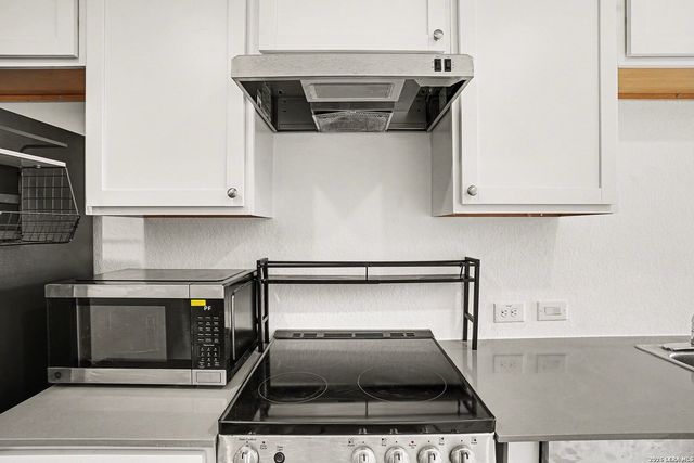 7048 Elm Cove, San Antonio, TX 78244