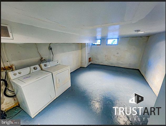 2312 N CAMAC ST, Philadelphia, PA 19133