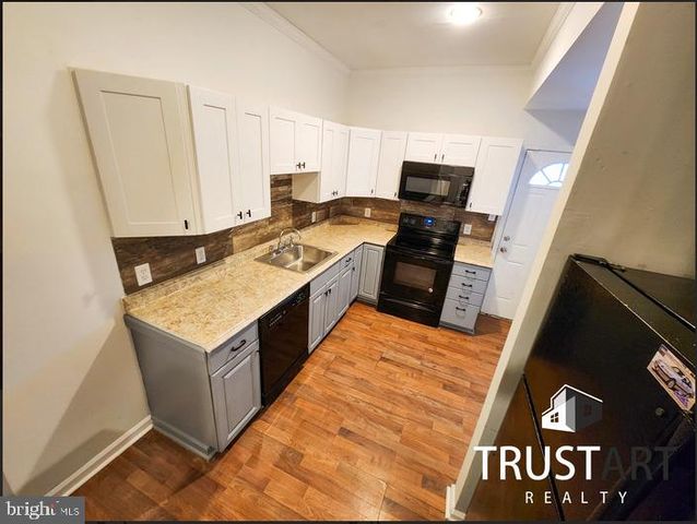 2312 N CAMAC ST, Philadelphia, PA 19133