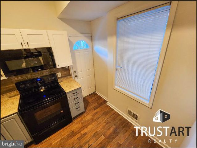 2312 N CAMAC ST, Philadelphia, PA 19133