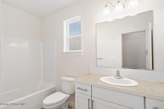 3921 N Lynn ST, Post Falls, ID 83854