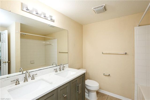 23640 Walden Center DR 207, Estero, FL 34134