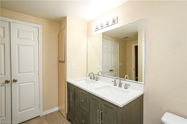 23640 Walden Center DR 207, Estero, FL 34134