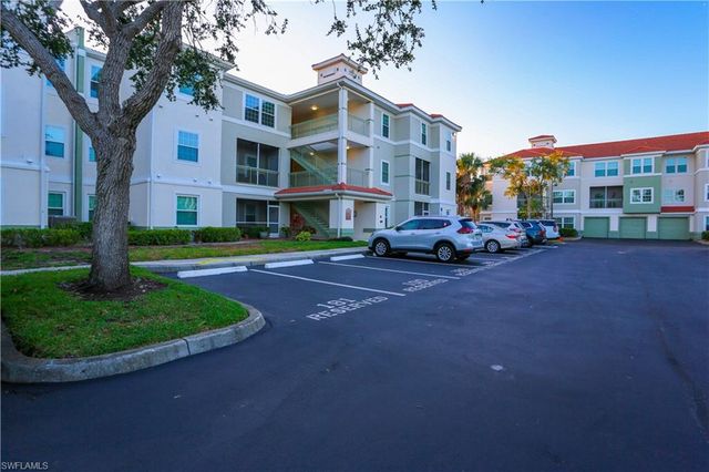 23640 Walden Center DR 207, Estero, FL 34134