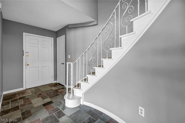 3 Meadowlawn Drive 3-22, Mentor, OH 44060