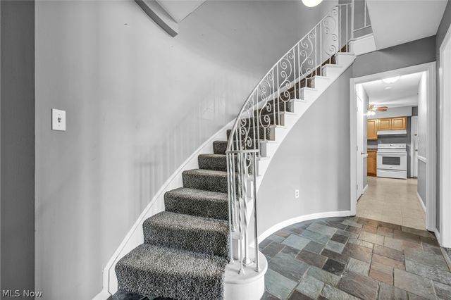 3 Meadowlawn Drive 3-22, Mentor, OH 44060