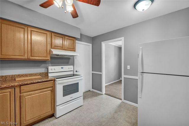 3 Meadowlawn Drive 3-22, Mentor, OH 44060