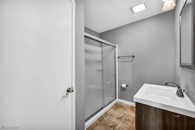 3 Meadowlawn Drive 3-22, Mentor, OH 44060