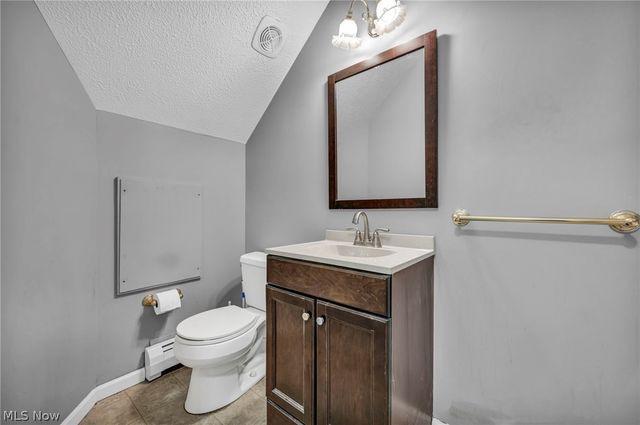 3 Meadowlawn Drive 3-22, Mentor, OH 44060