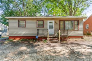 1006 E Club Boulevard, Durham, NC 27704