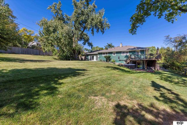 7923 Harney Street, Omaha, NE 68114