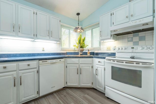 3700 W Woodmere Way, Bloomington, IN 47403
